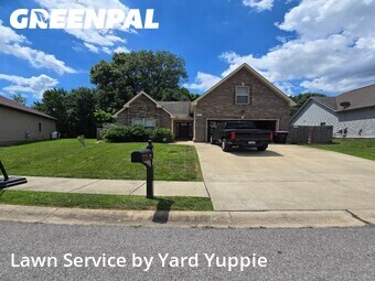 Lawn Mow nearby Clarksville, KY, 