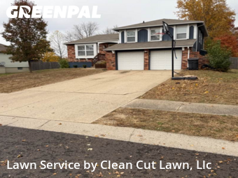 Yard Cuttingin Blue Springs,64015,Grass Cut by Clean Cut Lawn, Llc, work completed in Dec , 2025