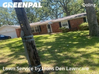 Lawn mowed in Springfield, 65803