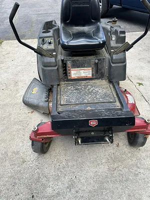 Lee Lawnmower Photo 8