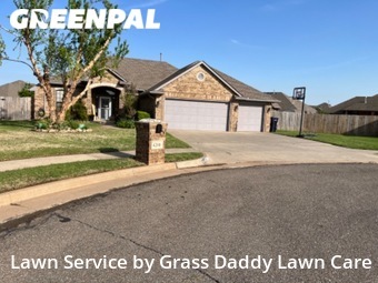 Yard Mowing nearby Yukon, OK, 