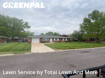 Lawn Maintenance nearby Belleville, IL, 