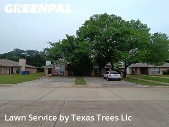 Lawn Cutting nearby Kennedale, TX, 
