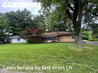 Lawn Cutting nearby Belleville, IL, 