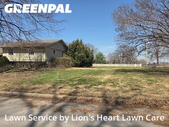 Lawn Mowing nearby Lansing, KS, 