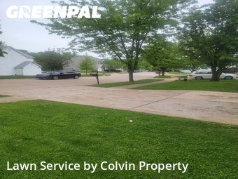 Lawn Mowing nearby Saint Charles, MO, 