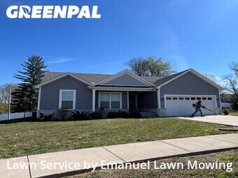 Lawn Care Service nearby Jeffersonville, IN, 