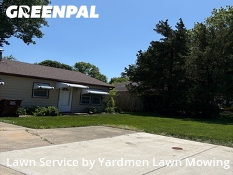 Lawn mowed in Rockford, 61107