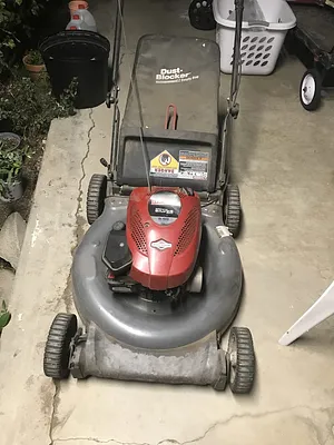 SUPERIOR LAWNMOWER & CHAINSAWS, INC. Photo 12