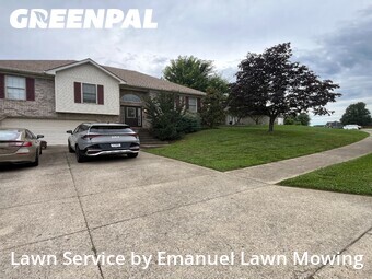 Lawn mowed in New Albany, 47150