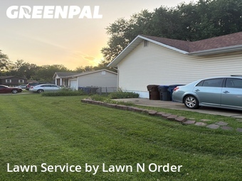 Grass Cutting nearby St. Peters, MO, 