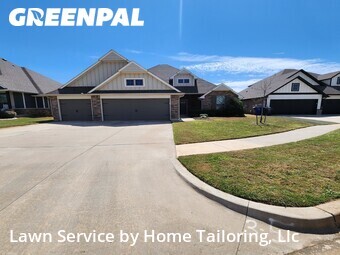 Lawn Mowing Service nearby Norman, OK, 