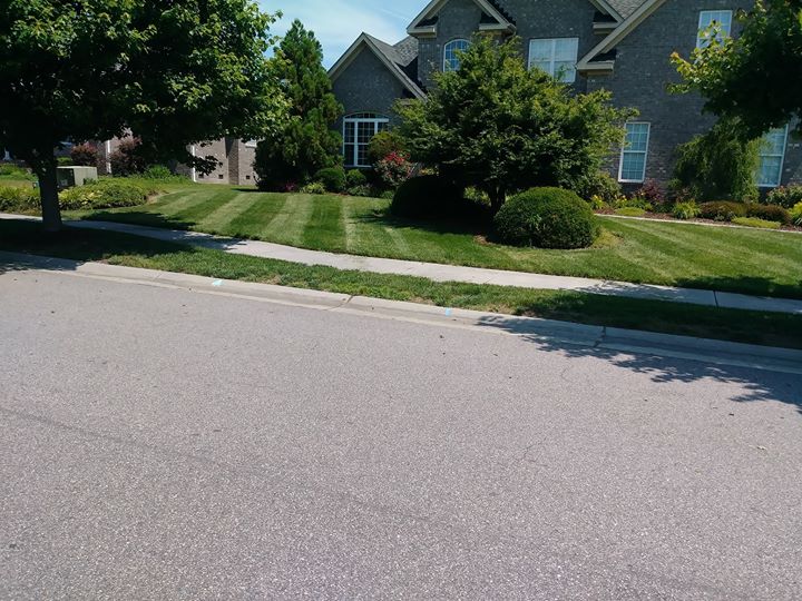 L Jay's Lawn Care Lawn Care Services in Chesapeake, VA