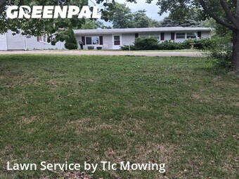 Lawn Maintenance nearby Decatur, IL, 