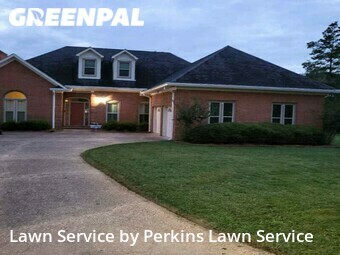 Lawn Care Service nearby Birmingham, AL, 