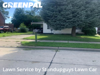 Lawn Mowing nearby Roseville, MI, 