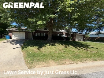 Yard Cutting nearby Belleville, IL, 