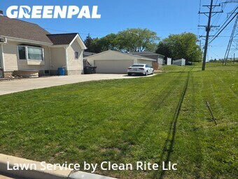 Lawn Maintenance nearby Greenfield, WI, 