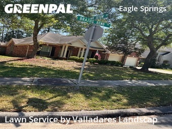 Lawn Carein Atascocita,77346,Lawn Care Service by Valladares Landscap, work completed in Dec , 2025