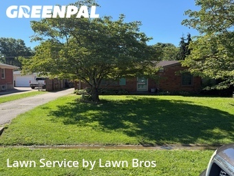 Lawn mowed in Jeffersontown, 40299