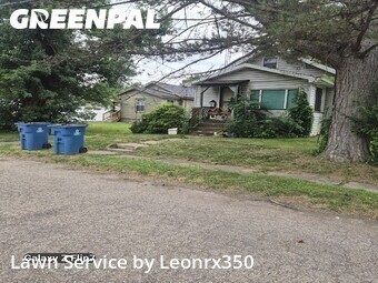 Lawn mowed in Niles, 44446