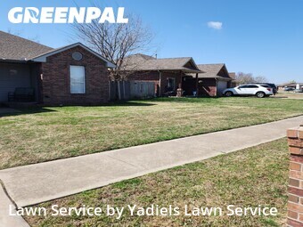 Lawn Care Service nearby Moore, OK, 