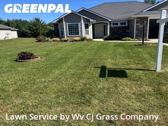 Lawn mowed in New Haven, 46774