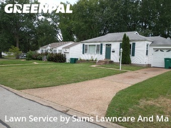 Lawn Maintenance nearby Bellefontaine Neighbors, IL, 