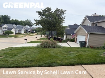 Lawn Mow nearby Valley Park, MO, 