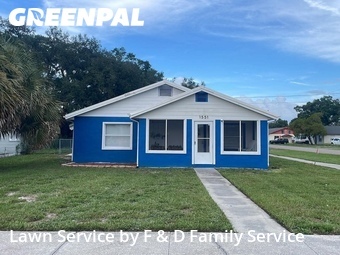 Grass Cutting nearby Intercession City, FL, 