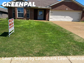 Lawn Mowing nearby Southaven, MS, 