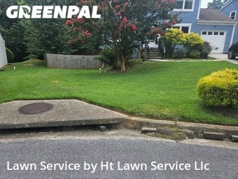 Grass Cuttingin Johns Creek,30022,Grass Cut by Ht Lawn Service Llc, work completed in Dec , 2025