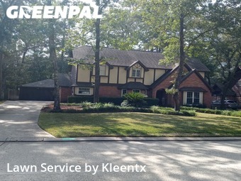 Yard Cutting nearby Spring, TX, 