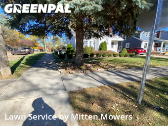 Lawn Mow nearby Berkley, MI, 