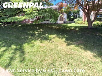 Lawn mowed in Melrose Park, 19027
