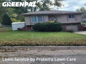 Grass Cutting nearby Bellevue, IA, 