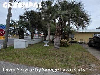 Lawn Mowing Service nearby Panama City Beach, FL, 
