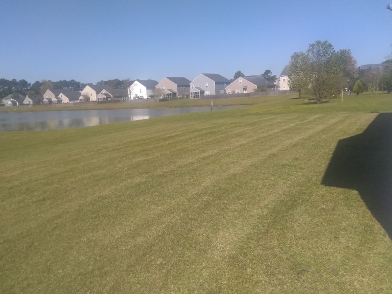 Smalls Does It All Lawn Care Services in Moncks Corner, SC