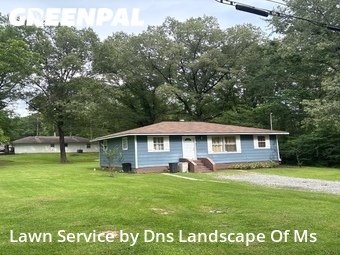 Lawn Cutting nearby Pearl, MS, 
