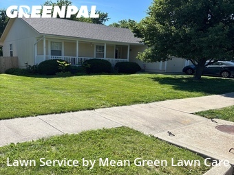 Lawn Service nearby Belton, MO, 