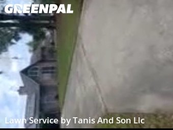 Lawn mowed in Gainesville, 32608