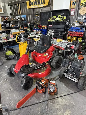 Alex's Repair Shop Photo 11