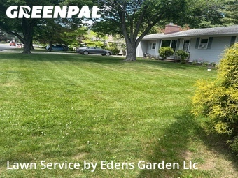 Lawn mowed in Edison, 8820