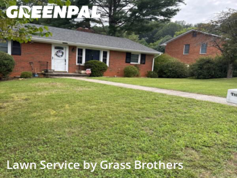Lawn Cutting nearby Cave Spring, VA, 