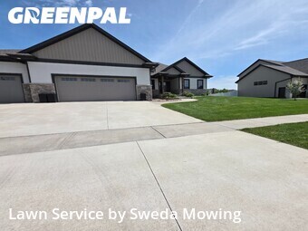Lawn Mowing nearby Hobart, WI, 