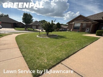 Lawn Maintenance nearby Edmond, OK, 