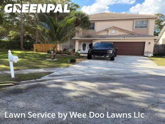 Lawn mowed in Lake Worth, 33467