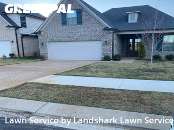 Lawn Mowing nearby Southaven, MS, 