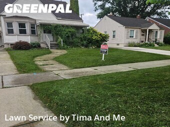 Lawn Mowing nearby Dearborn, MI, 