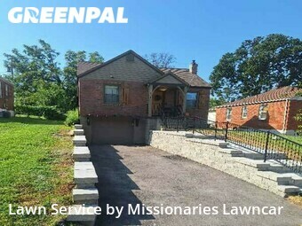 Grass Cutting nearby Overland, MO, 